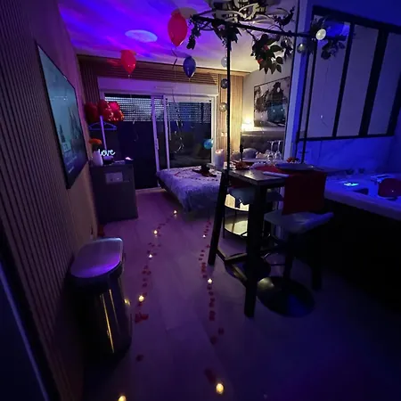 Nantais Apartment
